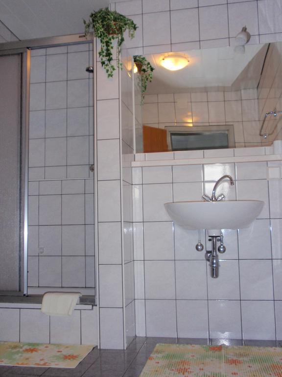Ferienwohnungen Kern Weyregg Ruang foto